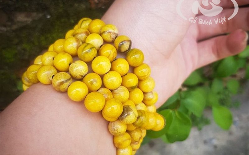 Ảnh minh họa Tràng san hô vàng 108 hạt: đọc tên mẫu và hỏi phần còn thiếu góc 2